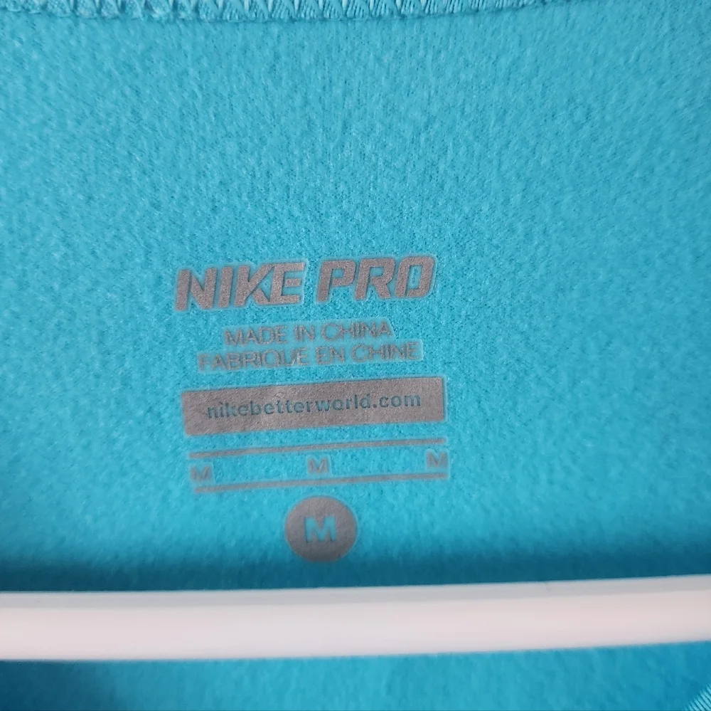 NWT Nike Blue Long Sleeve Shirt Size M - Picture 2 of 4